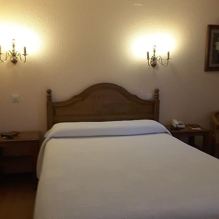 Riodeva Hotell Unquera Exteriör bild